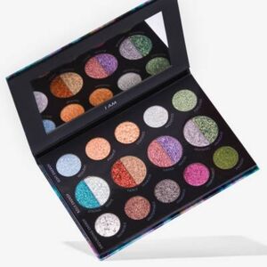 Danessa Myricks BeautyLightwork V I AM Palette
